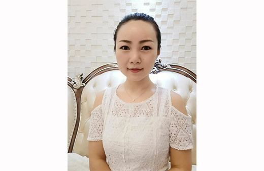 “世”在人為 | 世友地板新疆烏魯木齊經(jīng)銷商張寶月：服務(wù)快一步，業(yè)績上一層