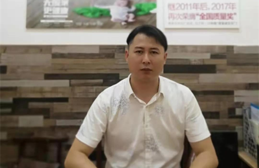 “世”在人為 | 世友地板桂林經(jīng)銷商何少兵：持之以恒，堅持不懈地做好每一件事才是真正的成功