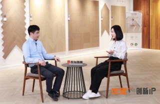 田樸珺親臨世友地板，為新家選品，打造“會(huì)呼吸的房子”